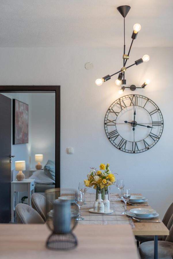 Beach Apartman Marela Слатине Экстерьер фото