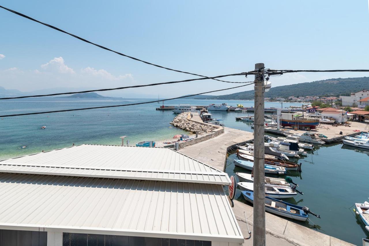 Beach Apartman Marela Слатине Экстерьер фото